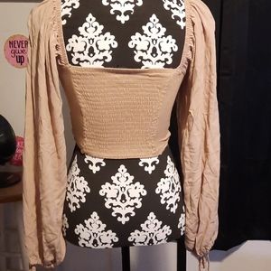 Long sleeve crop top